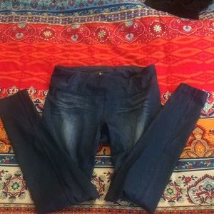 EUC Lucy indigo leggings